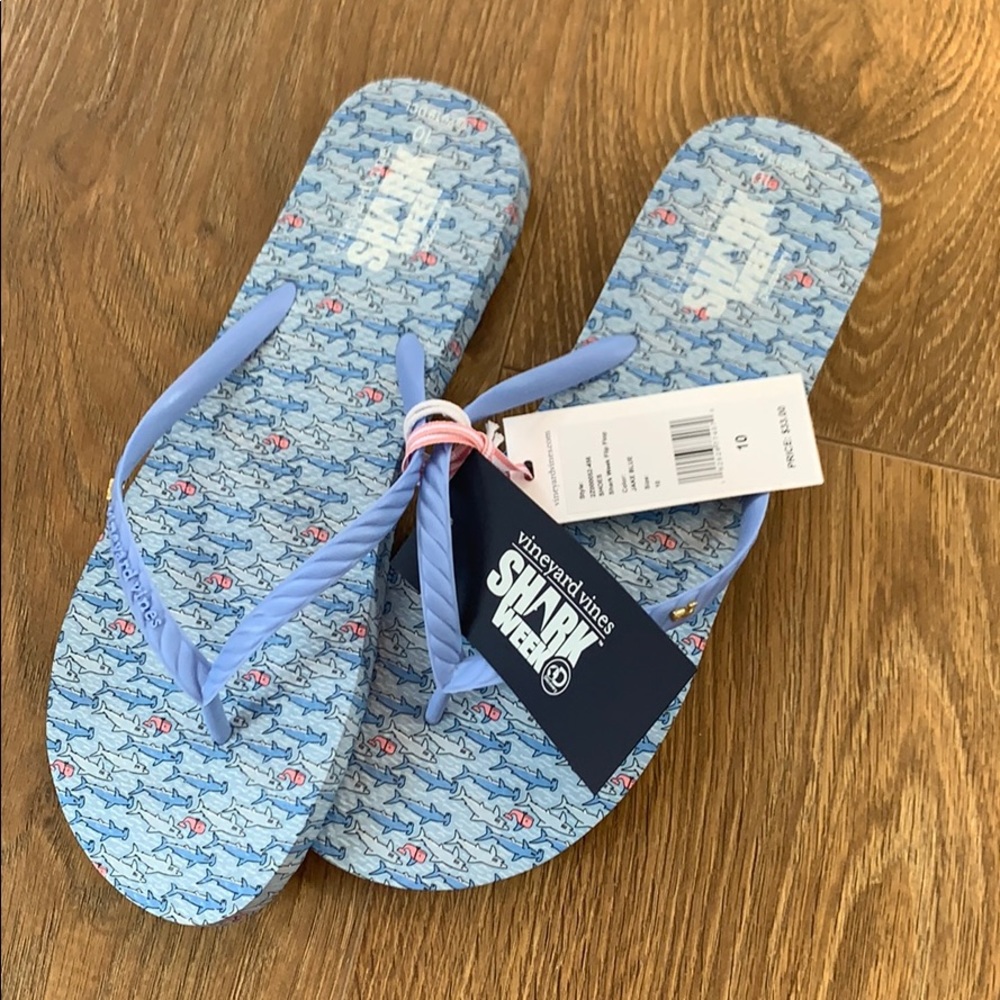 Vineyard Vines Flip Flops Shark Week